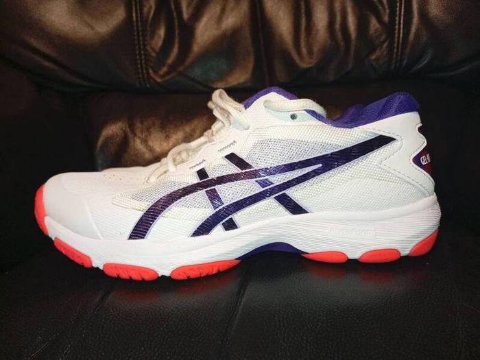 Asics Gel-Netburner Academy 9