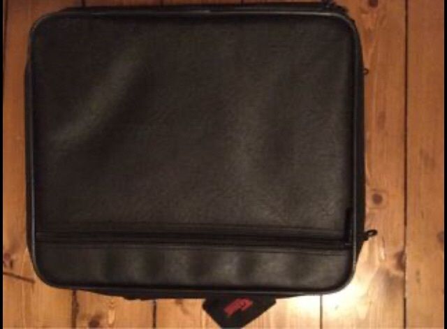NEW Targus Laptop Bag