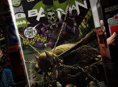 Batman ! Issue #97 ! The Joker War ! 2020 ! by DC Comics !