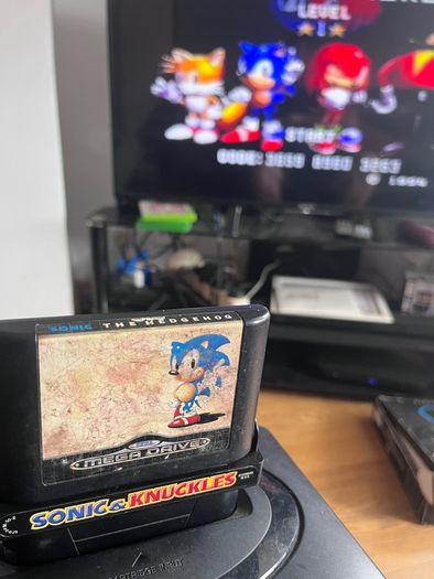 Sega Mega Drive Ultimate Sonic Collection - Sonic 1, 2, 3 & Sonic & Knuckles