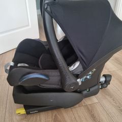 Maxi Cosi Easyfix with Base.