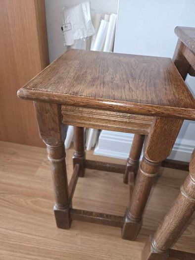 Oak Nest of 3 tables