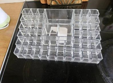 makeup organiser