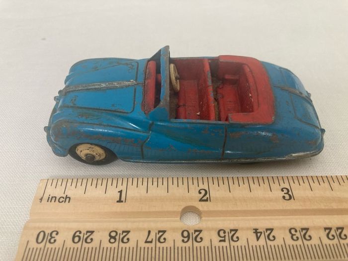 Dinky 104a/106. Austin A90 Atlantic. 1951/53