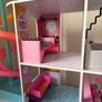 Doll house Image 3