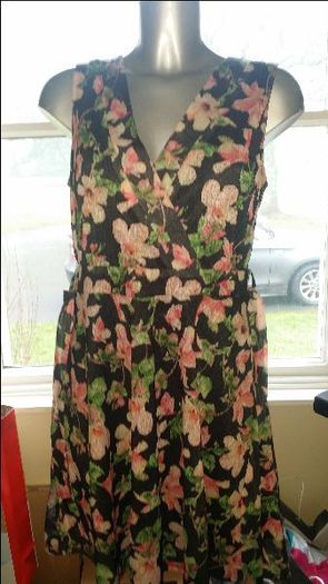 Blue Vanilla Black Floral Leaf Wrap Front V-Neck Dress size UK12 EU40 Postage included