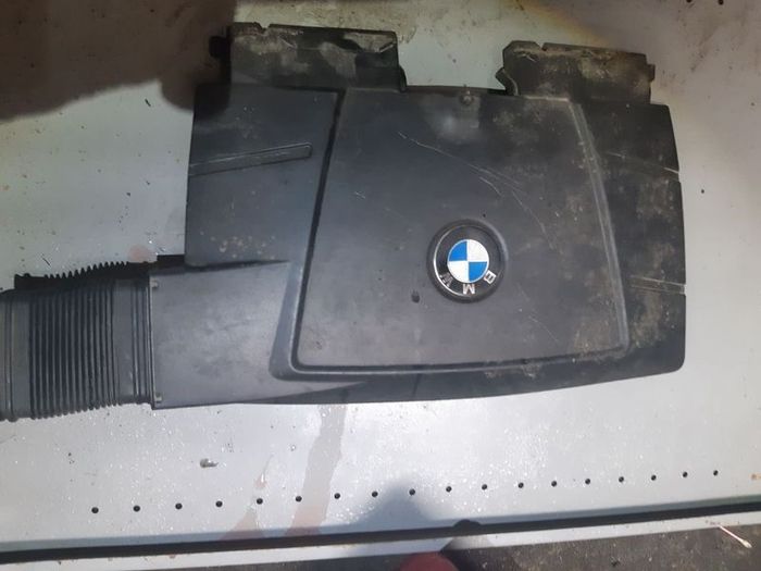 Bmw E90 E91 E92 E93 3 Series N43b20a 2007-2011 Petrol Air Suction Hood 7560918