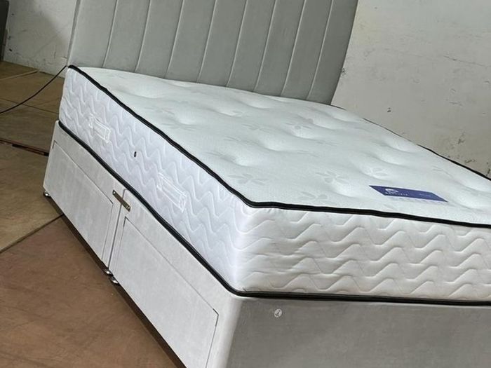 King size bed king size bed set