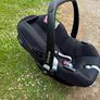 Maxi Cosi Cabriofix car seat and isofix base Image 4