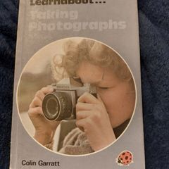 Ladybird Collectable ; Learnabout ; Taking photographs (184)