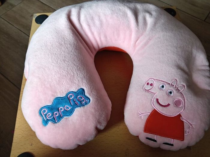 Peppa pig  neck support pillow / soft toy