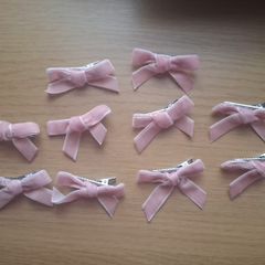 10 pink velvety hair ribbons