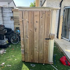 Shed, small metal shed