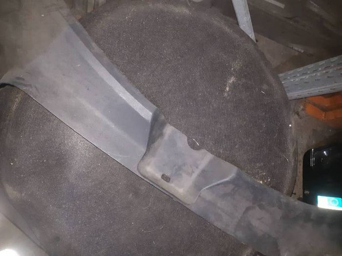 Audi A6 C6 Front Upper Radiator Frame Plastic Trim 4I0807081