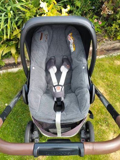 Maxi Cosi Adorra Luxe Travel System
