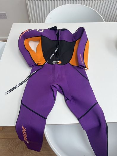 Girl's Osprey wetsuit .