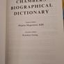 Chambers Biographical Dictionary Edited By Magnus Magnusson. 1604 Pages. Hardback With Dustjacket. In Very Good Condition. Image 5