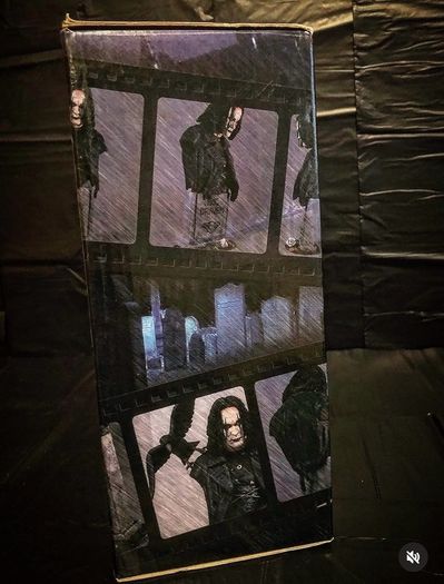 The Crow Neca Bust 2004