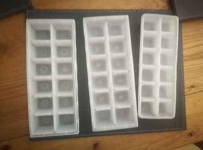 Ice tray