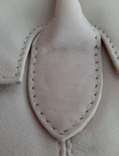 new genuine leather bag tag attached