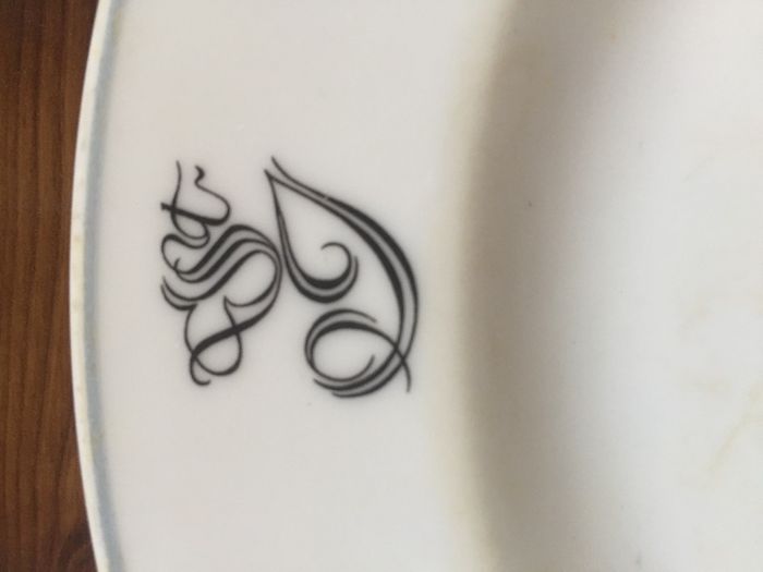 Royal Doulton Dinner Plates
