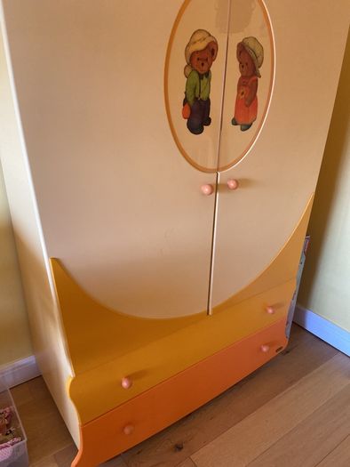 wardrobe