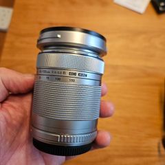 Olympus M.Zuiko Digital 40-150mm R Lens