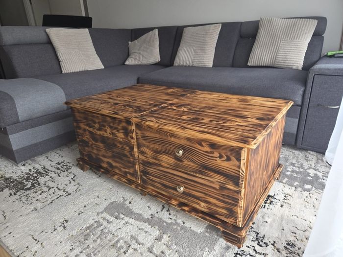 Coffe table with storage