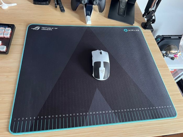 ROG Hone Ace Aim Lab Edition Gaming Mousepad
