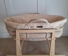 Moses Basket & Stand