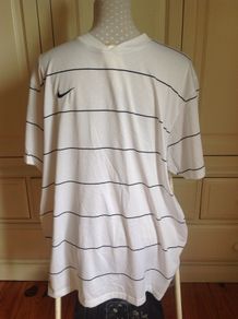 Nike Dri Fit white Top, Size XL