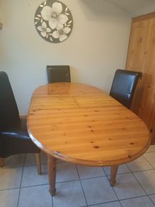Dining Table and 4 Chairs