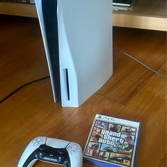 PlayStation 5 Disc Edition + GTA V