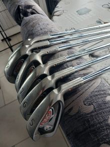 Lovely set ping golf i10 irons for sale 5 to pw very nice irons