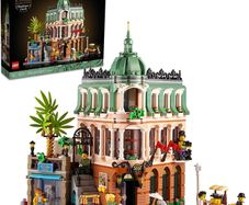 Lego Icons Boutique Hotel Building Kit 10297 Box Open