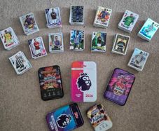 Approx. 700 random Match Attax cards