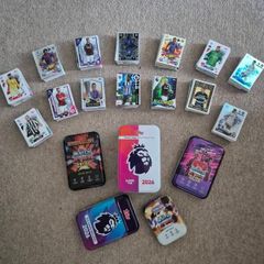 Approx. 700 random Match Attax cards