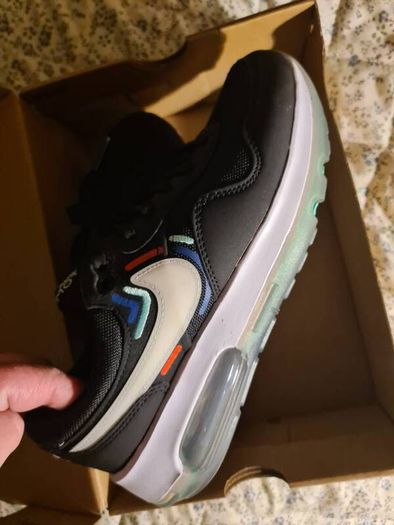 Nike motif