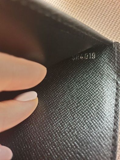 LOUIS VUITTONBlack Electric Epi Leather Joey Wallet