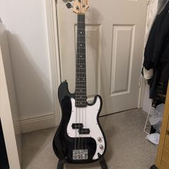 harley benton  four string bass guitar