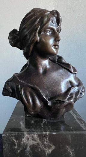 Art-Nouveau Bust Of A Woman - Bronze, Marble, Signed