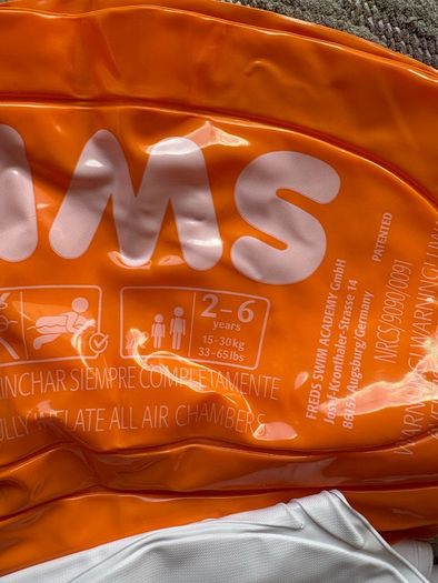 Children's swimming aid