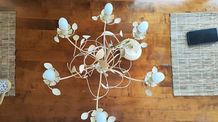 BnQ Antique Cream Chandelier