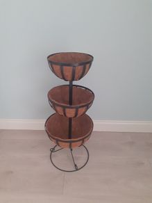 Tiered garden basket planter