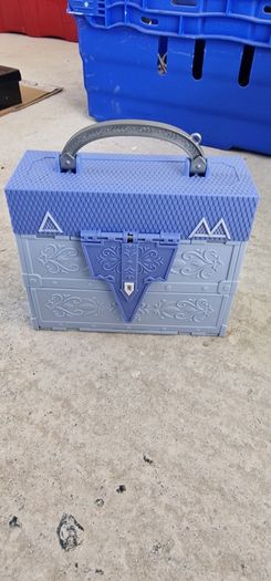 Disney Frozen 2 Pop Adventures Arendelle Castle Playset with Sven Figure & Key