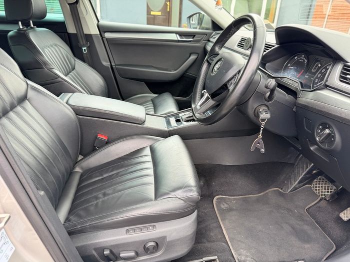 2016 Skoda Superb 2.0 TDI STYLE Automatic