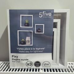 Wall shelves set