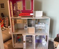 Rainbow High wooden dollhouse