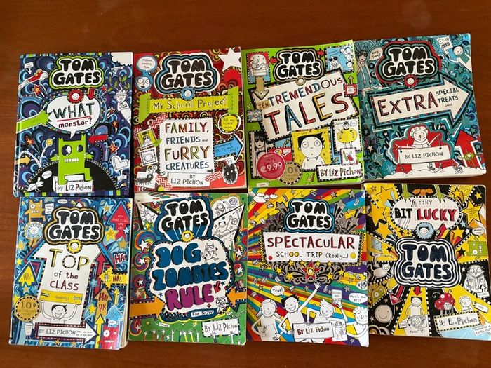 Tom Gates Book Bundle 8 Books