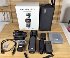 DJI Osmo Pocket 3 Creator Combo Camera